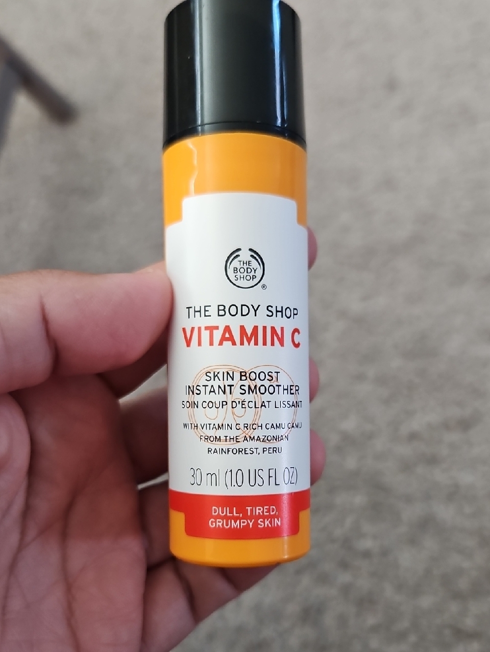 The Body Shop Vitamin C Instant Skin Boost - Orange, White
